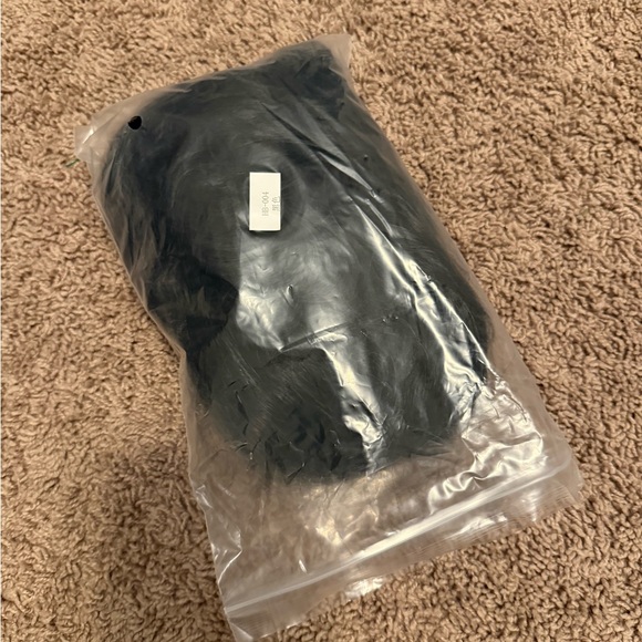 Black Wavy Long Hair Wig with Bangs - Picture 2 of 2